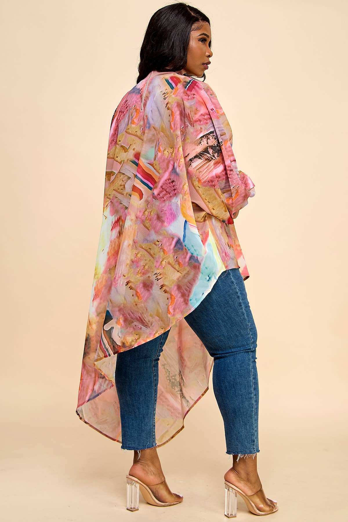 Namatt Design - Wholesale Blouse - Dames - Plus Mesh blouse met ronde hals en lange mouwen en diagonale bandjes7