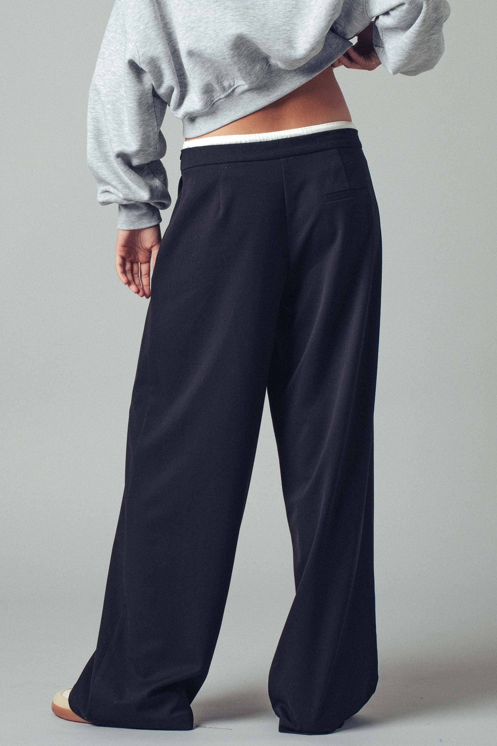 Urban Daizy - Wholesale Pants - Women's - Relaxed Wide-Leg Drawstring Trousers24