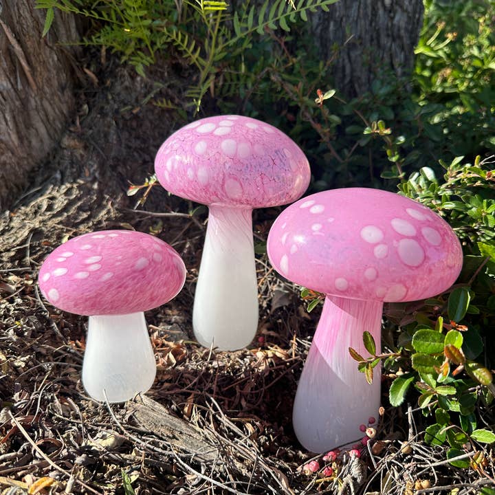 ApricotMint - Wholesale Garden Gnome - 8" Art Glass White button Mushroom (Copy) (Copy)7