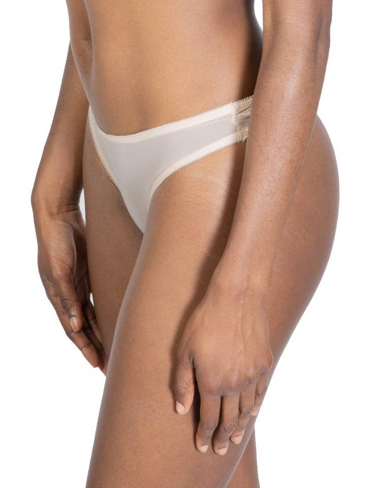 Less Is Amor - Venta al por mayor Ropa interior - Mujer - Tanga de tiro medio, Andrómeda7