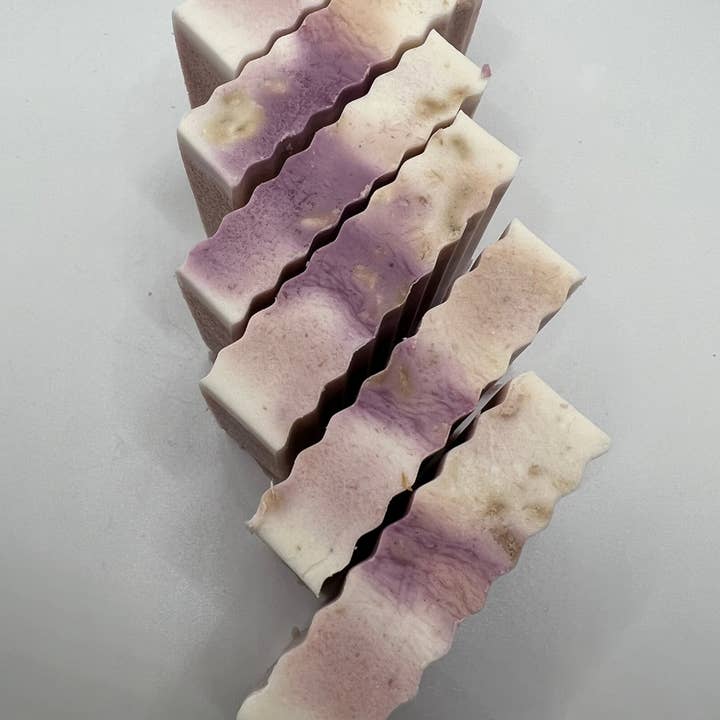 heiDIYhandmade - Wholesale Bar Soap - Sweet Plum & Vanilla Bar Soap + Hyaluronic Acid