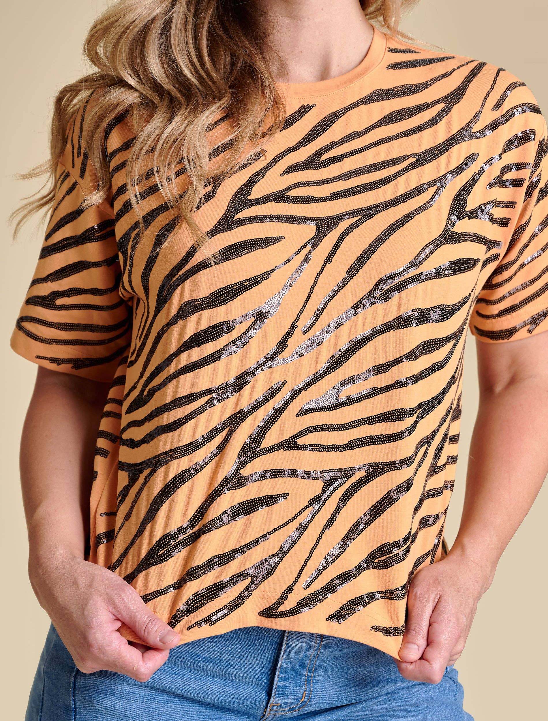 Stewart Simmons - Vendita all'ingrosso Maglietta - Donna - La Maglietta Sequin Repeat | Tigri1