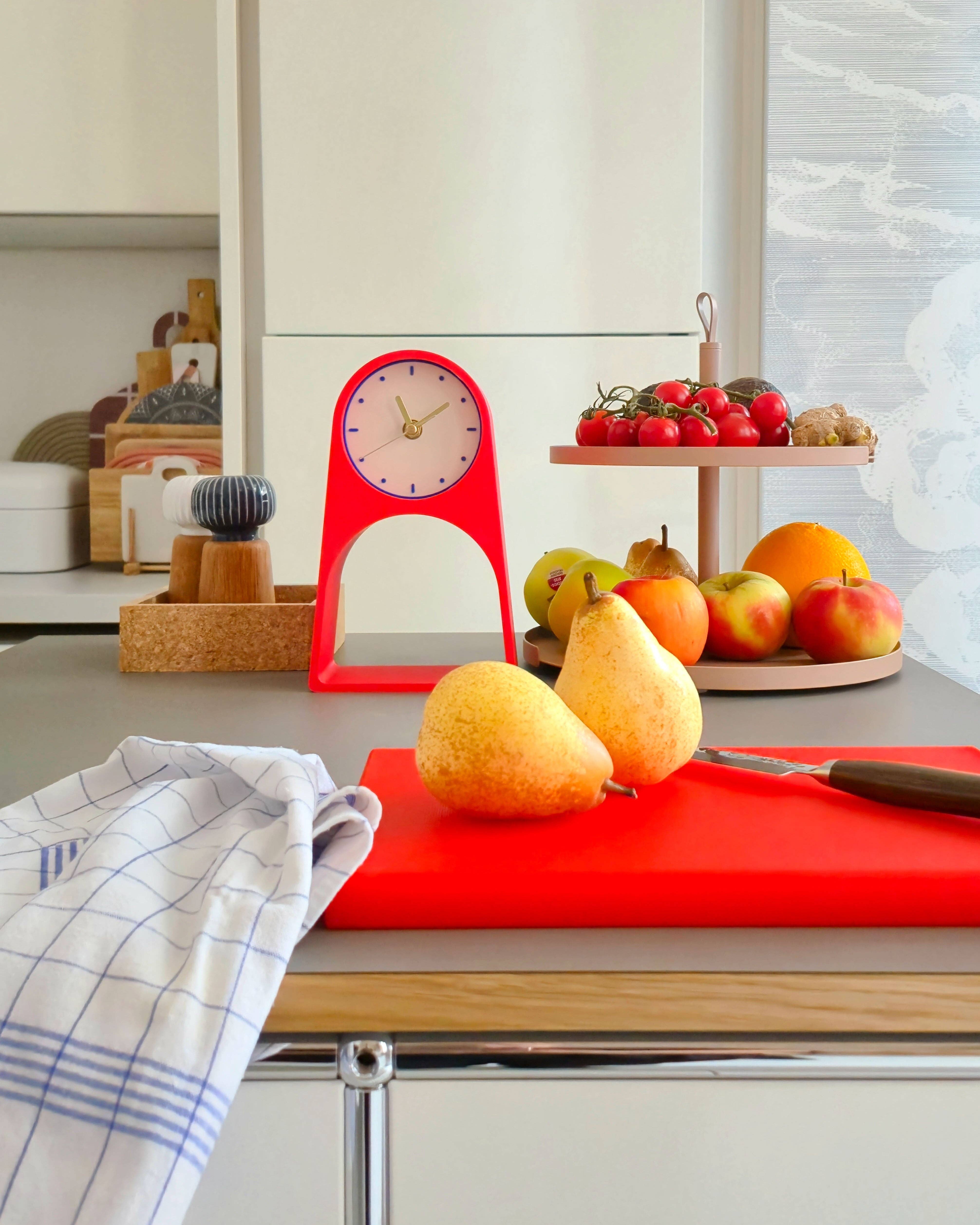 roki Design - Wholesale Desk Clock - LEIF Table Clock - "RUBALO"1