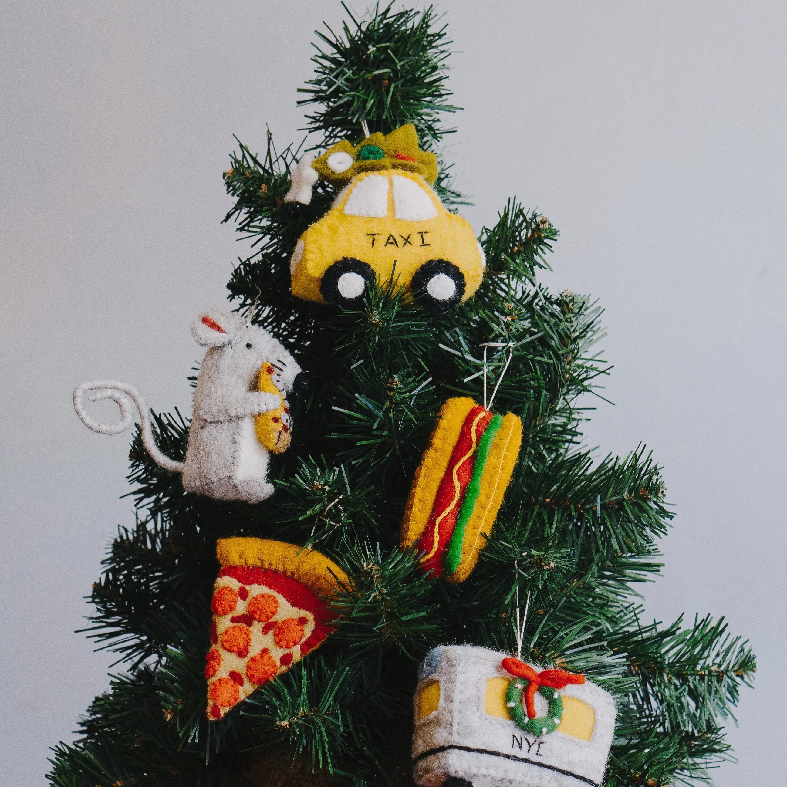 Global Goods Partners - Wholesale Ornament - Felt Hot Dog Ornament10