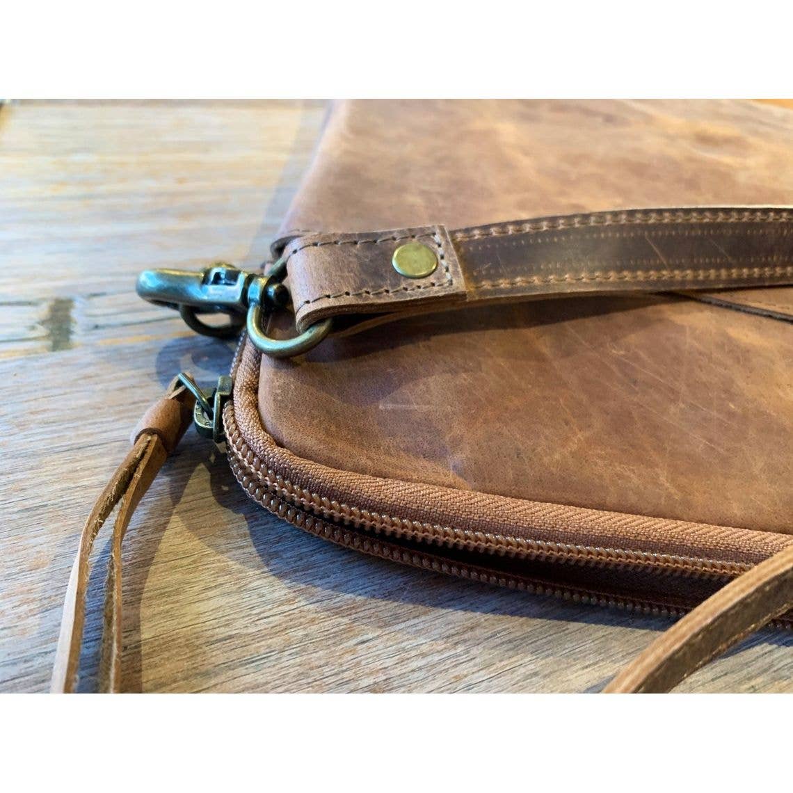 MLC - Wholesale Laptop/Tablet Case - Women's - Exquisite Edition Leather Macbook Sleeve Laptop Bag4