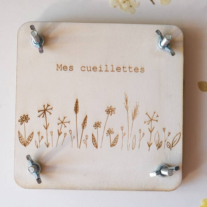 L'Atelier des Epatants – Kit de artesanato DIY por atacado – Prensa pequena para flores com herbário de madeira4