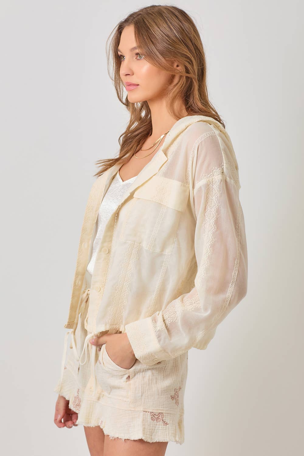 Mystree – Großhandel Jacke – Damen – 61094 Ösenverstellbare Kapuzenjacke mit Saum6