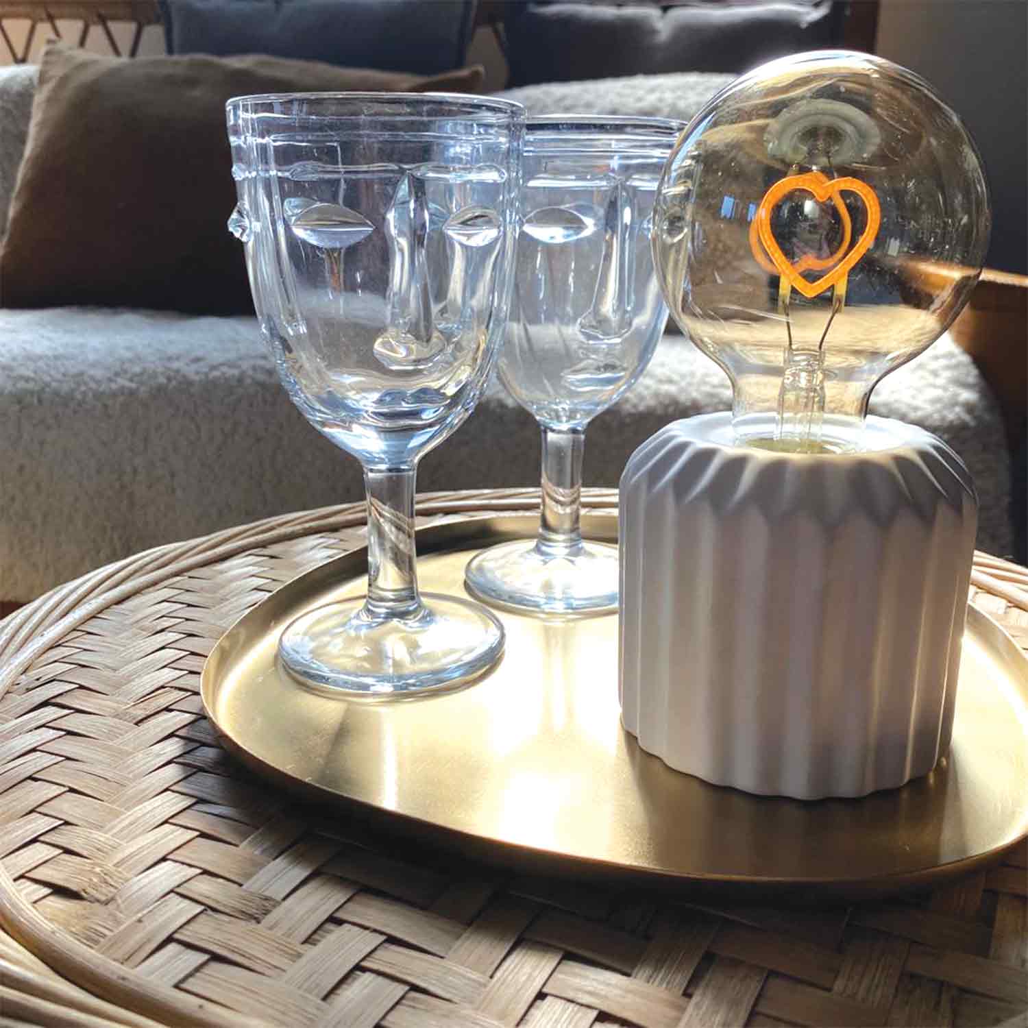 Visage transparent glass D8 H16.5cm for wholesale on Faire3