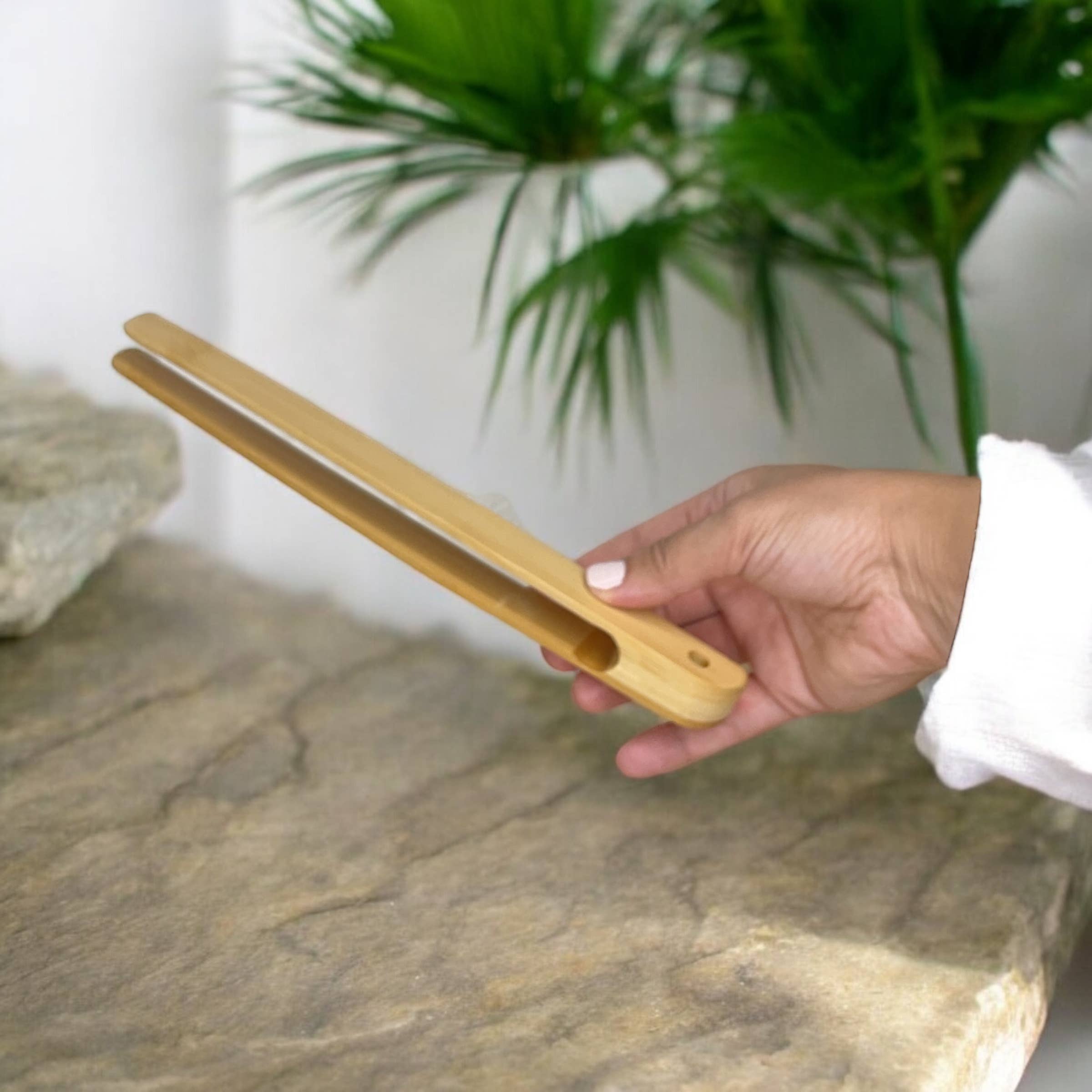 Bamboo Switch - Wholesale Kitchen Tong - 10" Bamboo Sleek Tongs