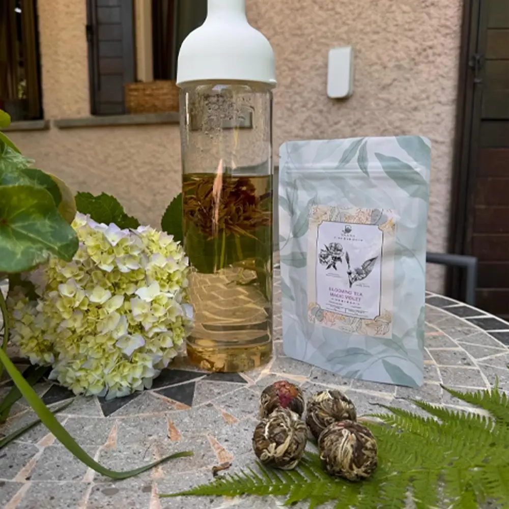 Tea soul - Vente Thé en vrac - Thé blanc floral Violet Magique avec pivoine, rose et fleurs d'amarante0