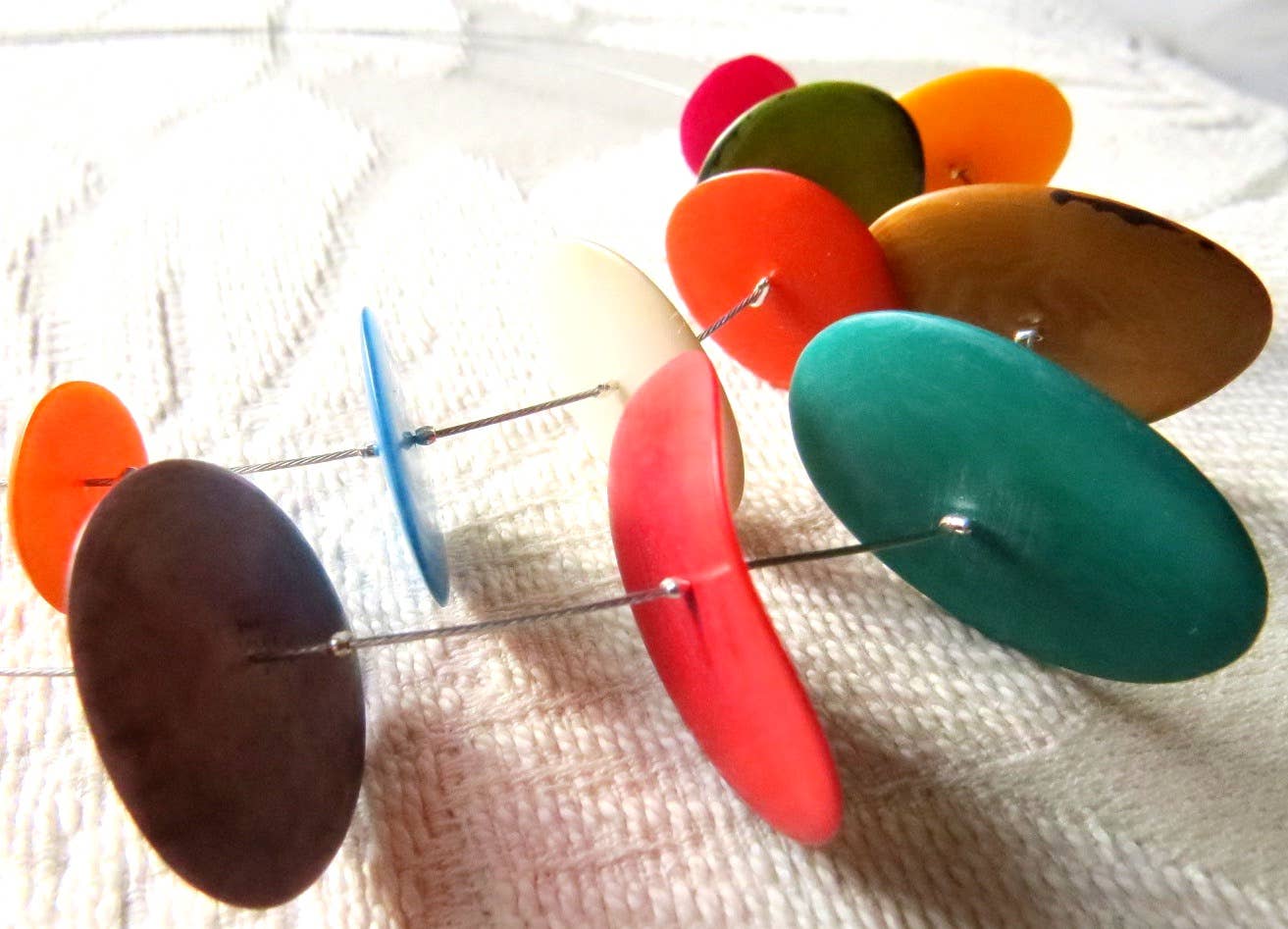 Ans Designs – wholesale Bib necklace – Double Petals1