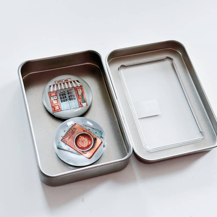 So Thoughtful Gifts - Wholesale Magneet - Coffee Shop blikset met glazen magneet2