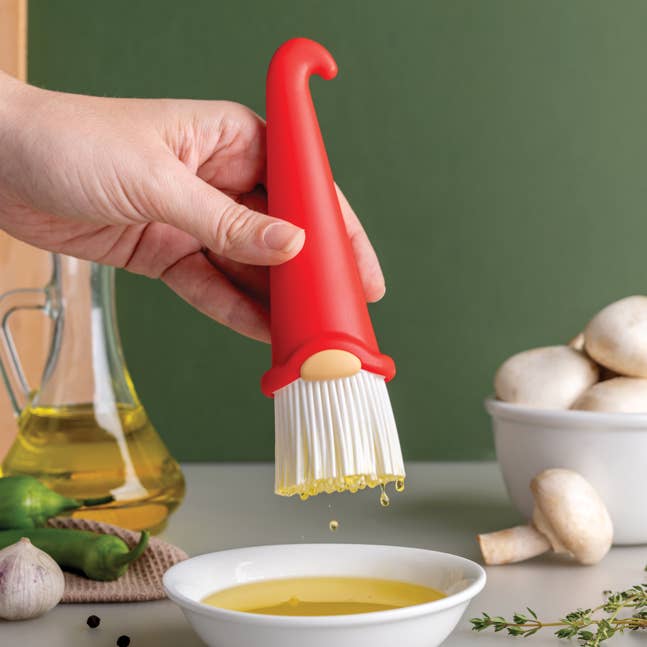 NEW Gnomeo Pastry Basting Brush - Kitchen Gadgets & Gifts for wholesale by OTOTO