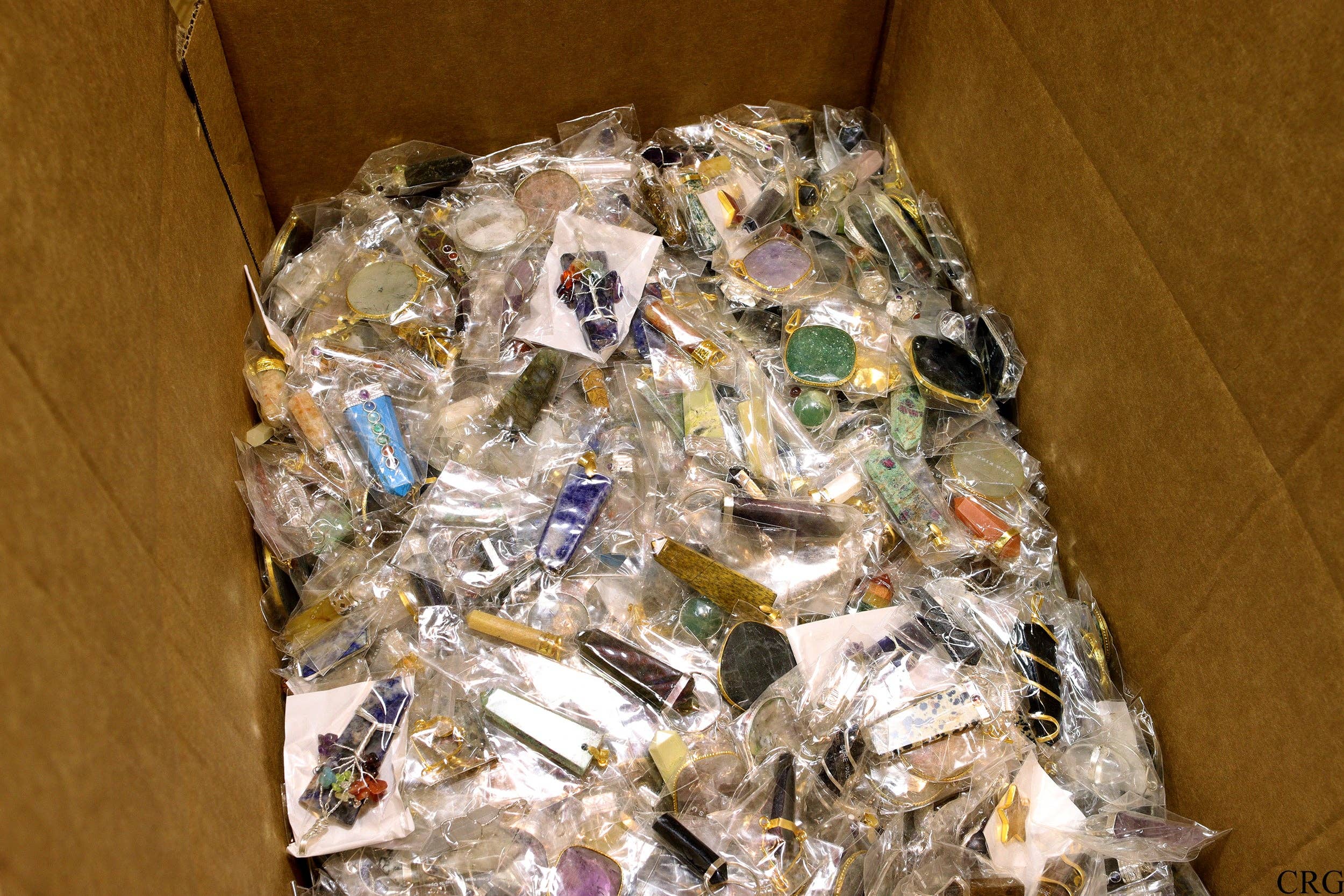 Crystal River Gems LLC – wholesale Individuell berlock/hänge – 20 st blandade ädelstenshängen i guldförgylld design9