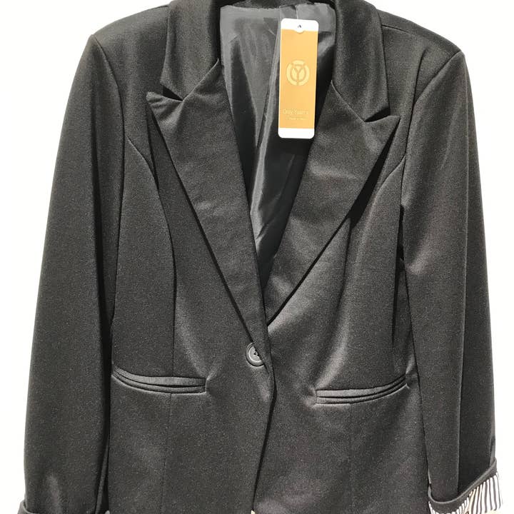 Only Yuan – Großhandel Jacke – Damen – Amerikanische Jacke Ref. 2025