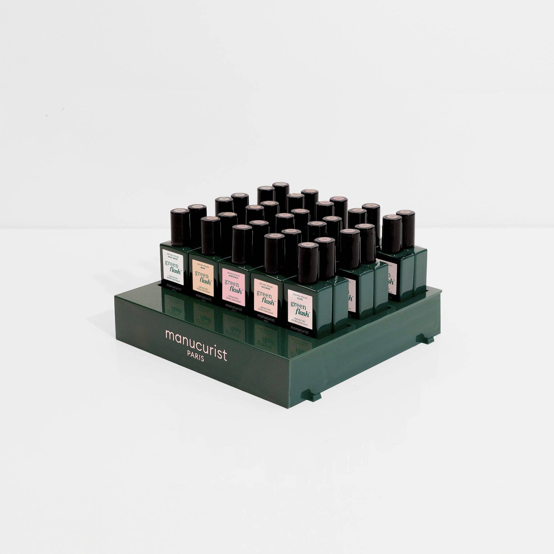 Manucurist - Wholesale Display Case - Merchandising - GF, Green and Active Locker3