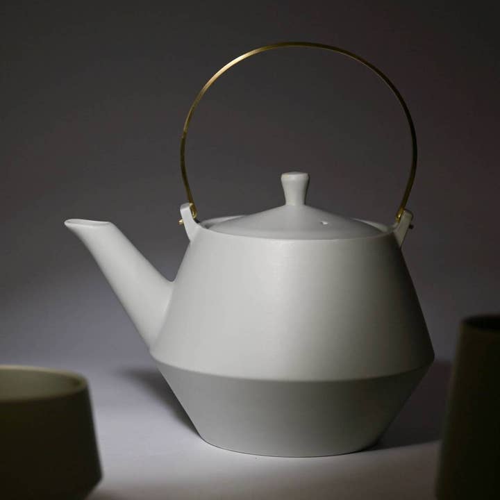 Frustum Japanese Tea Pot - Gray for wholesale by Yamani