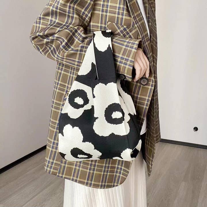 JC Sunny Fashion - Wholesale Tote Bag - Women's - JCB005 Mini Knitted Handbag--Black/White Floral