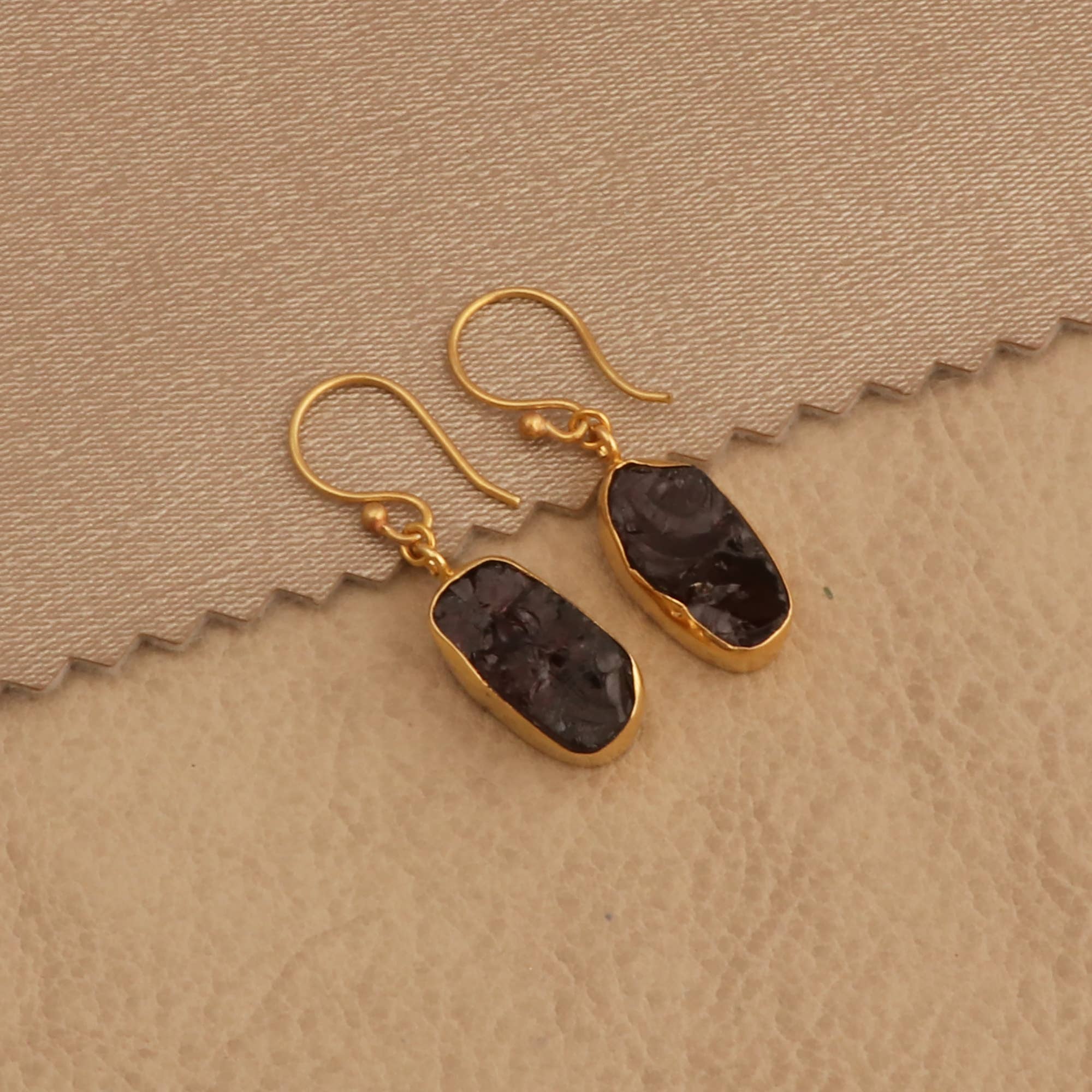 El Joyero - Wholesale Stud/Post Earrings - Raw Garnet Slice Dangle Earring in Gold Plated Brass Jewelry1