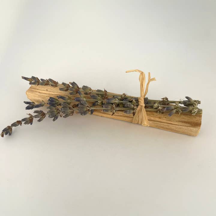 VIE - Wholesale Smudge Stick - Mini Smudge Cluster, Palo Santo with Lavender 4"