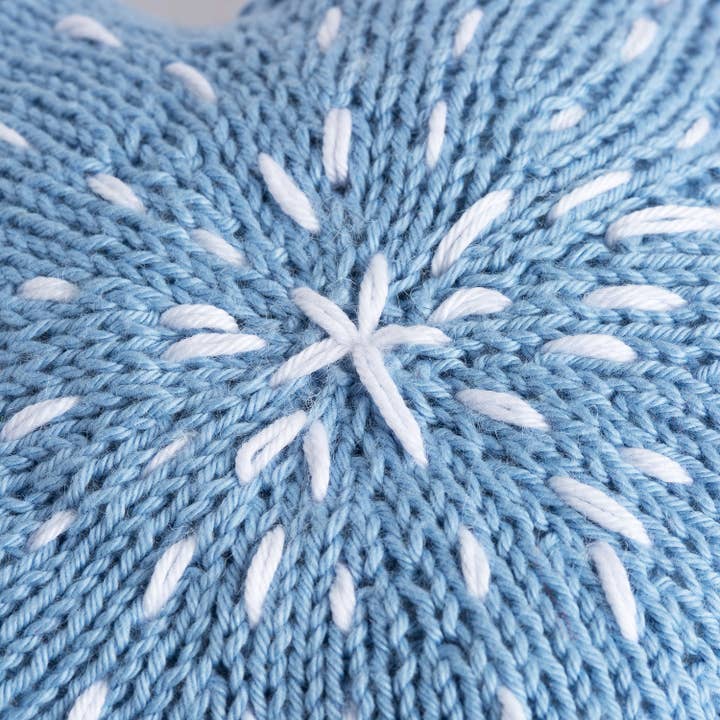 Wool Couture Company – Engroshandel Strikke-/hækleartikler – Savanna Starfish Easy Strikning Kit5
