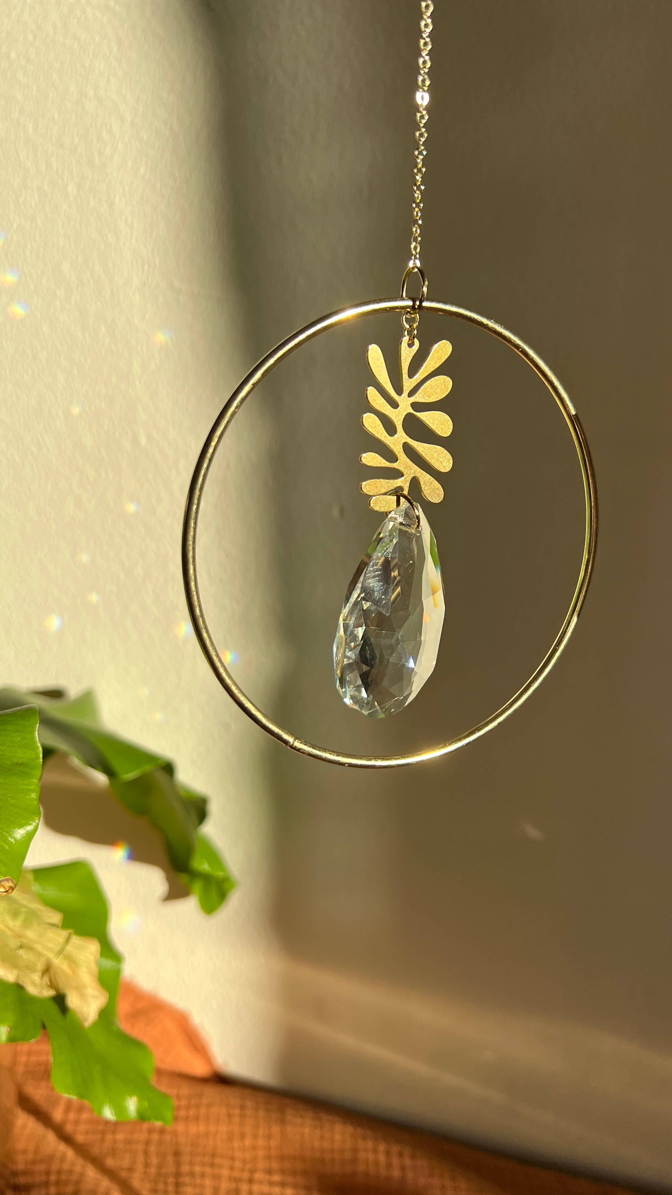 Ombra & Luce - Wholesale Suncatcher - Geo Leaf Suncatcher1