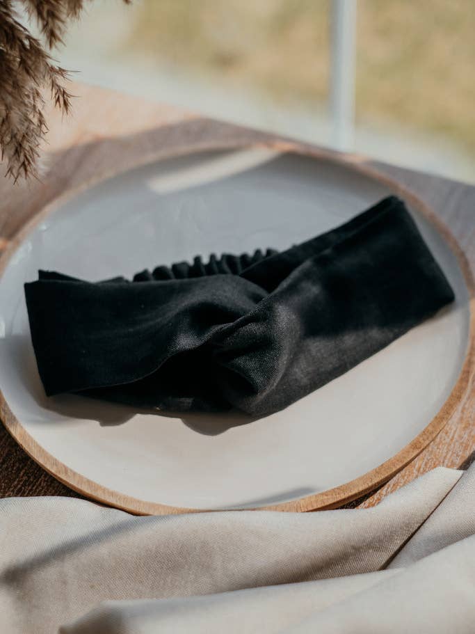 Twisted headband - Black linen for wholesale by Boutique Soha