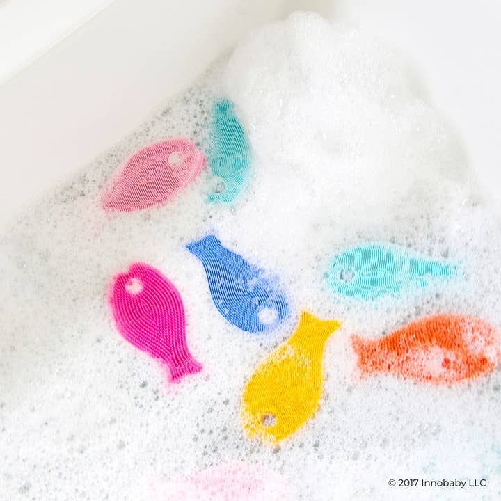 Innobaby on Faire - Venta al por mayor Juguete para la bañera - Bebés - Exfoliante de baño de silicona, divertido cepillo con forma de pez, juguete de baño para bebés21