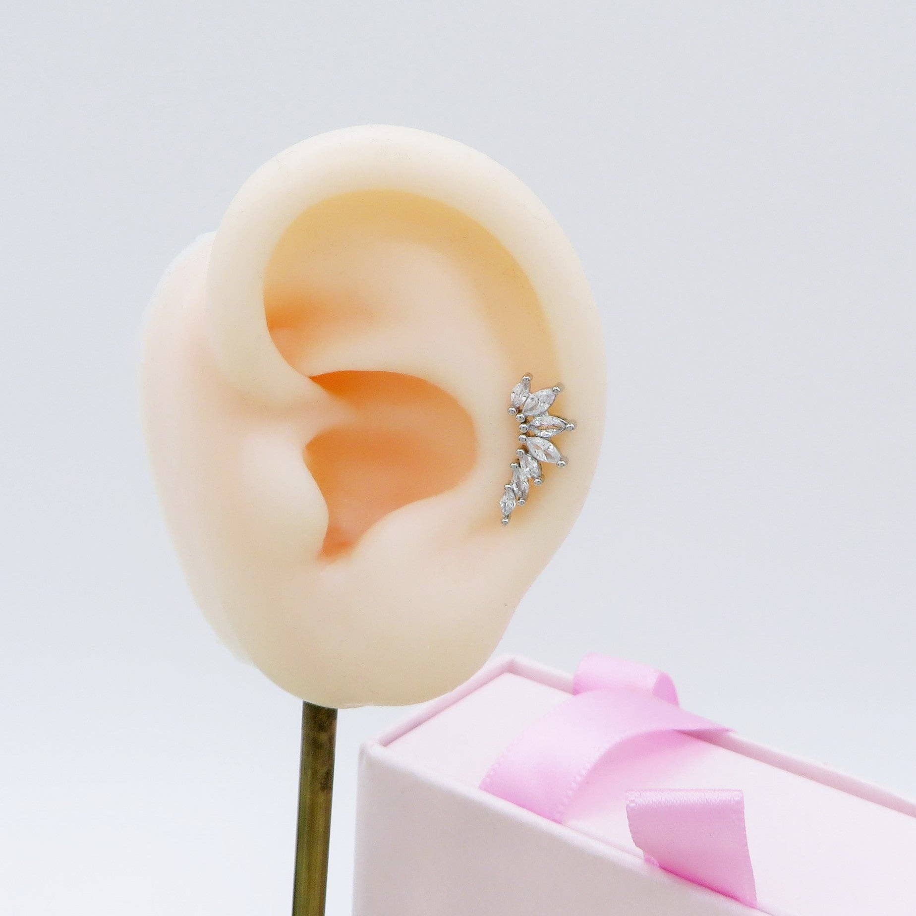 Daemon srls – Großhandel Einzelohrring – MARQUISE Piercing aus 925er Silber mit Zirkonia für Helix, Tragus, Flat und Lobe3