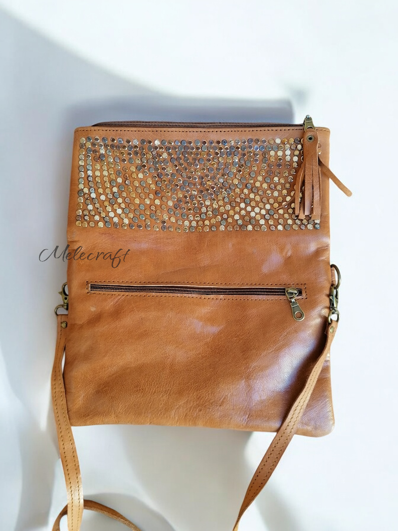 Melecraft - Venta al por mayor Bolso con correa - Mujer - Bolso de hombro artesanal marrón con tachuelas de piel3