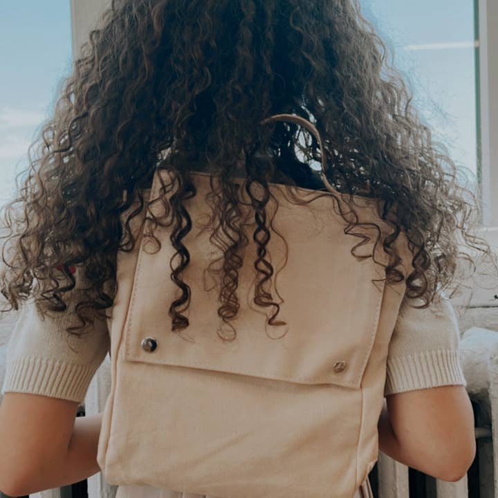 Backpack cream for wholesale by Le enfant