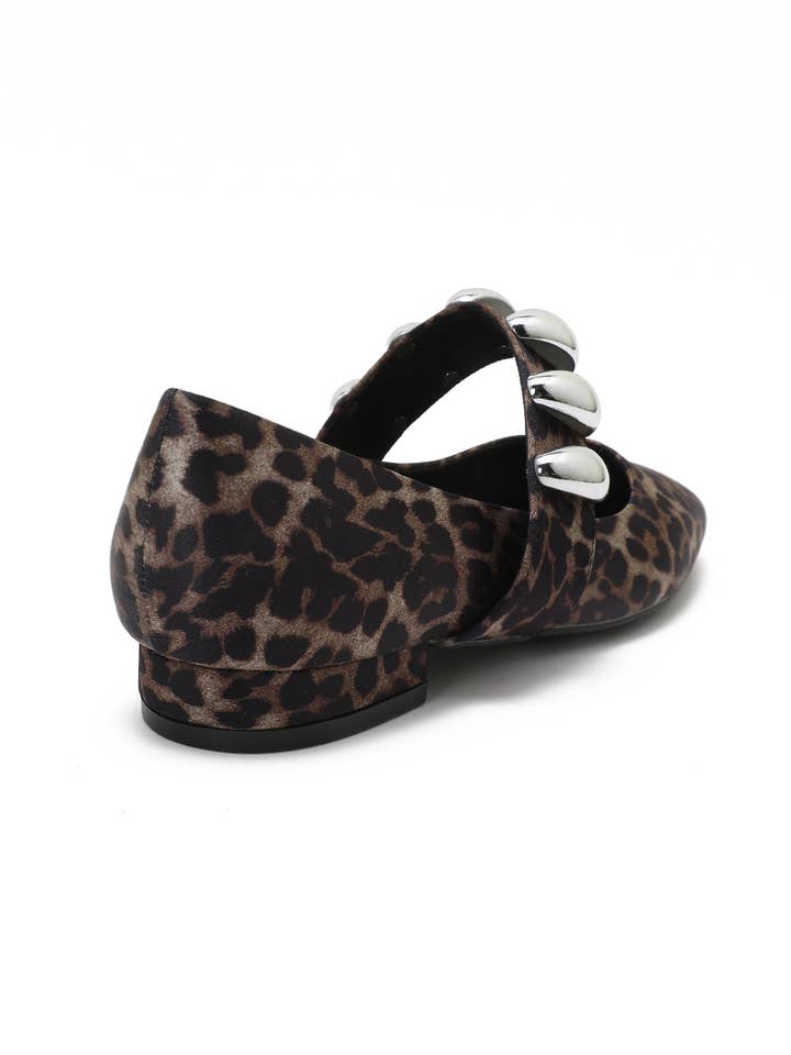 Joia Paris - Wholesale Low Heels - Women's - Strap ballerinas with silver metallic ornament H8-1038E17