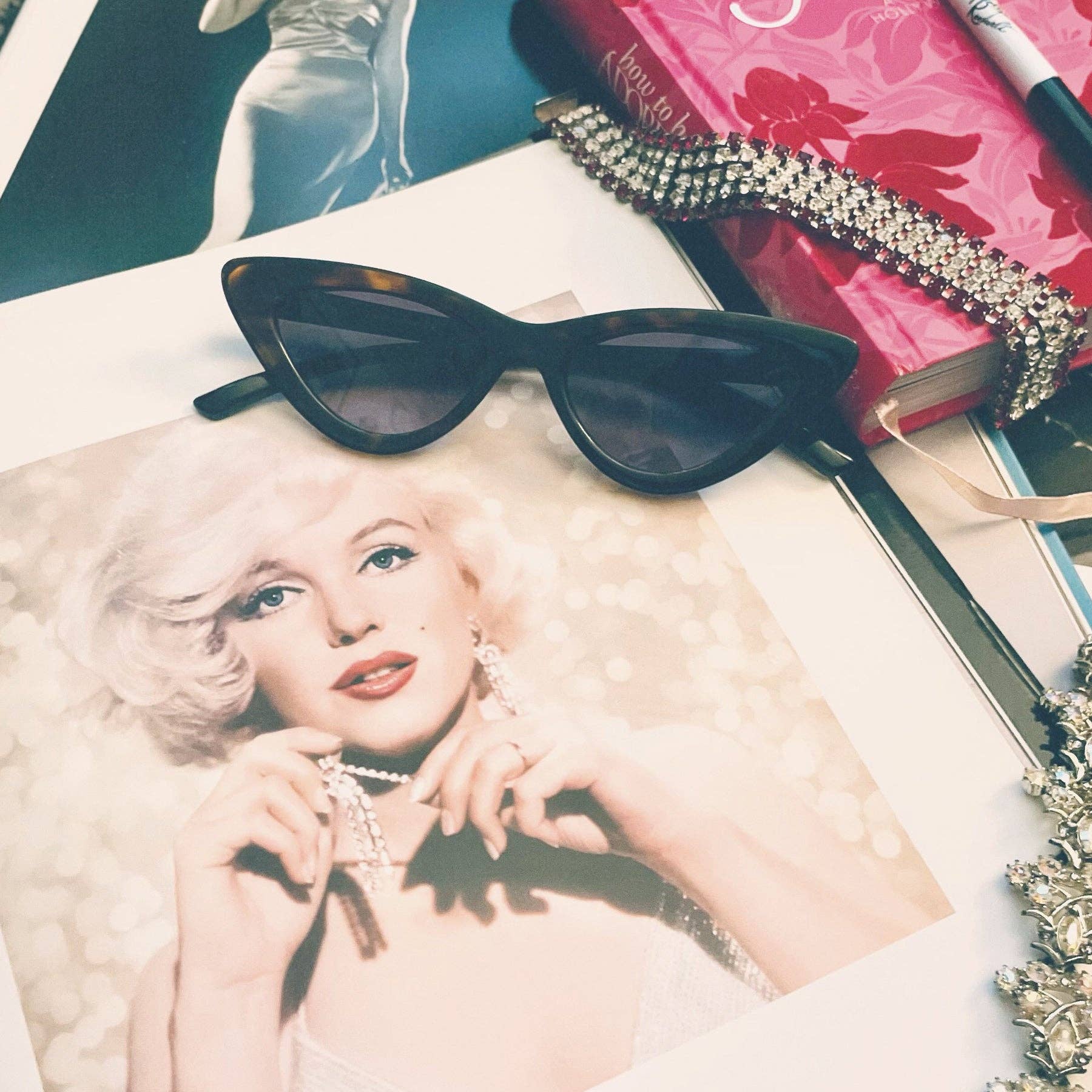 June First – wholesale Sunglasses – Women's – Felina7