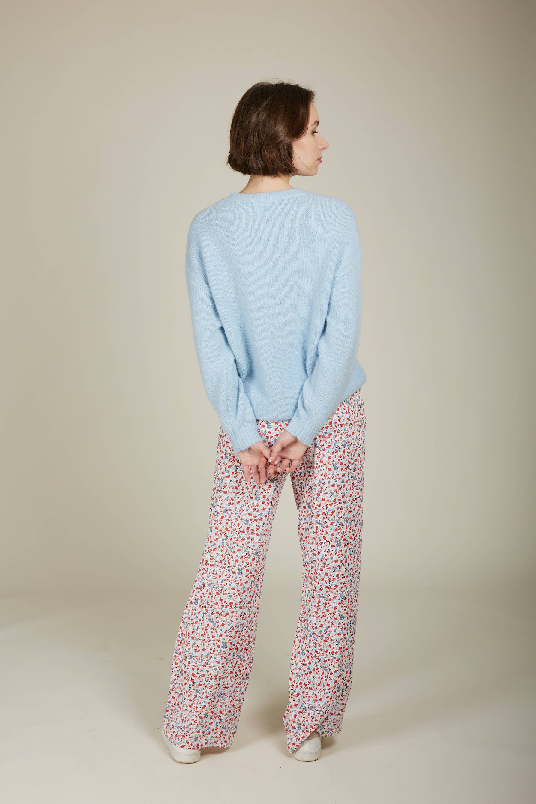 WHITE BABETTE - Loose and flowing floral print pants for wholesale on Faire3