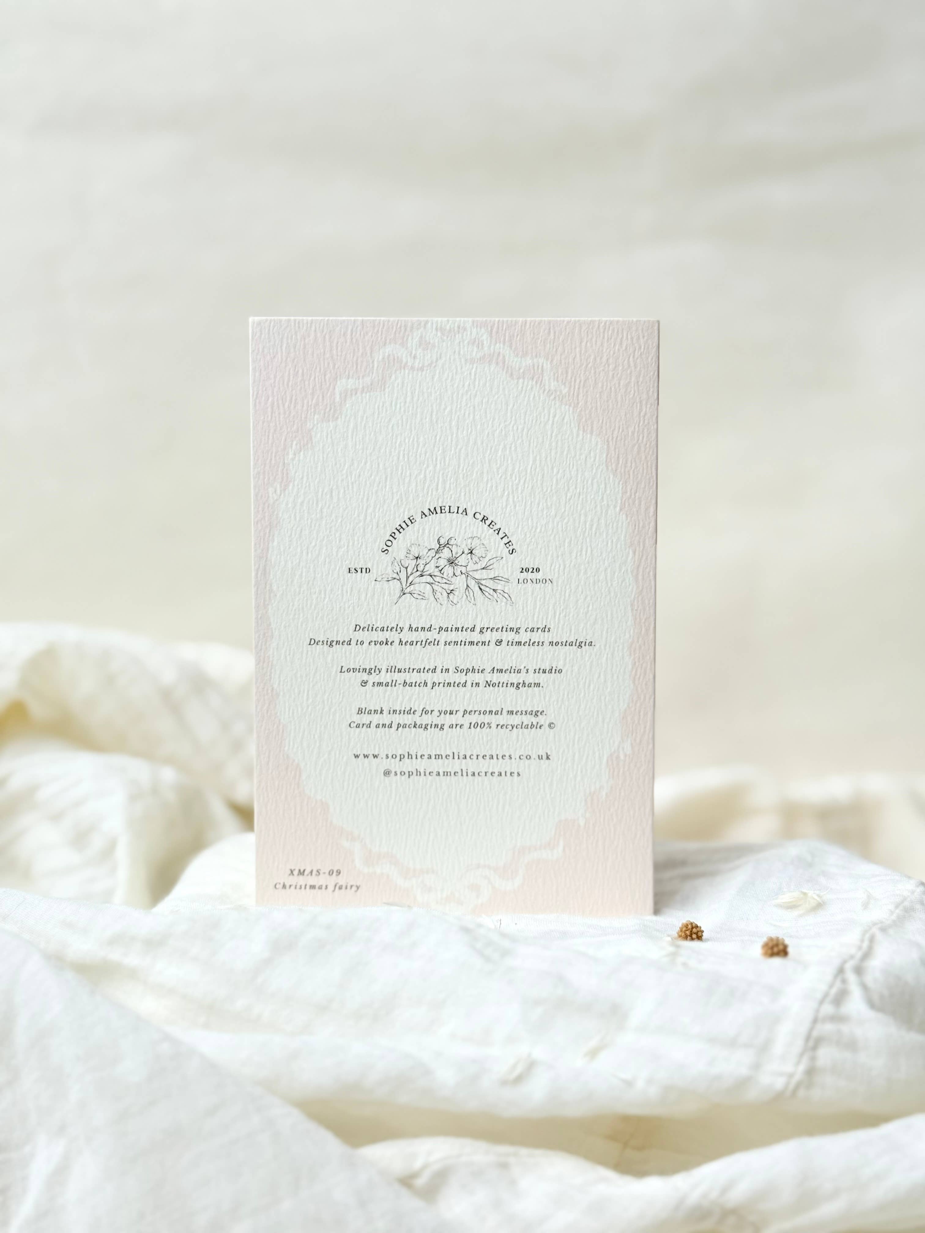 Sophie Amelia Creates – wholesale Christmas card – Happy Kissmas - hand finished glitter card1