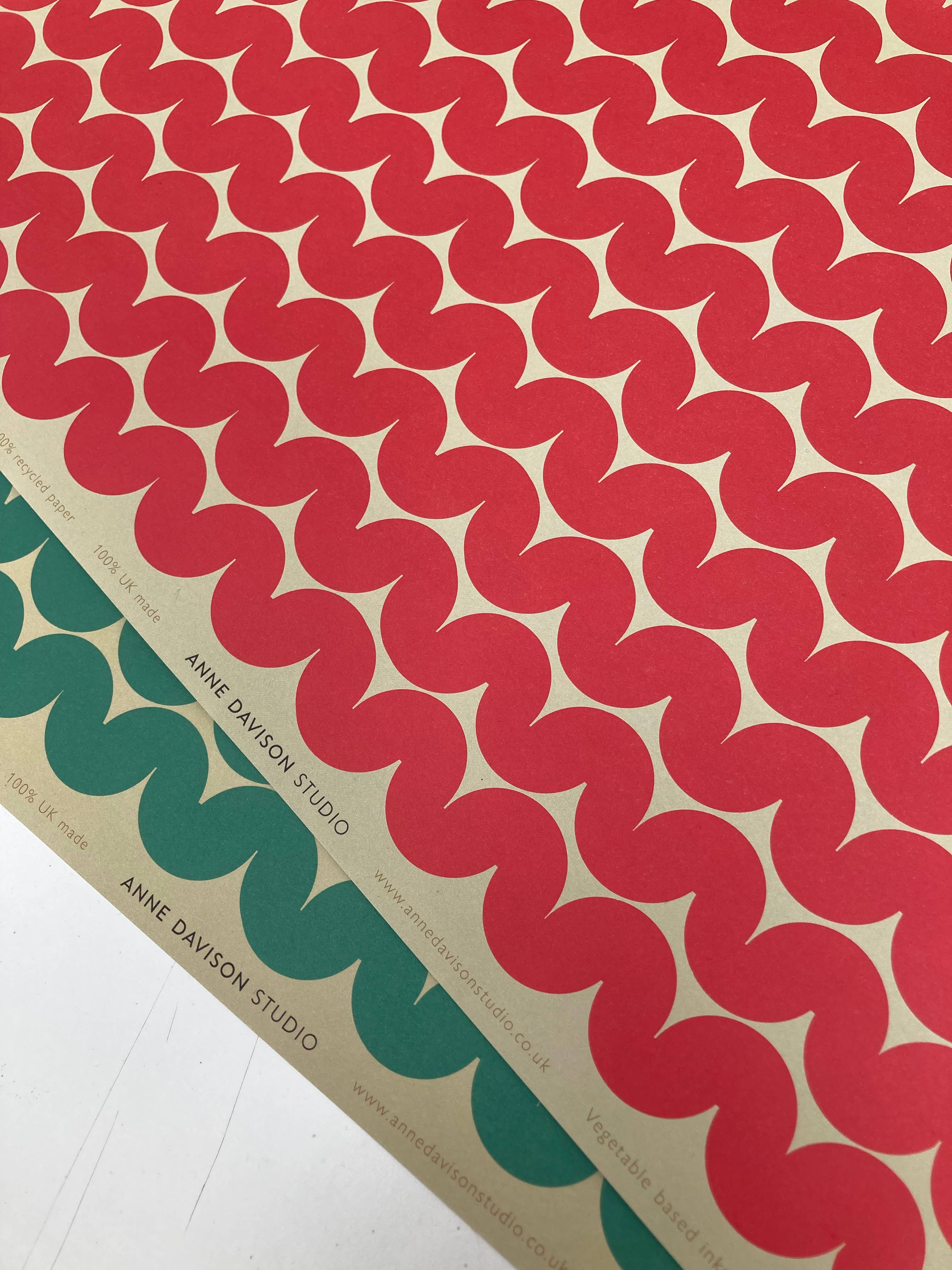 Anne Davison Studio – Großhandel Geschenkpapier in Bögen – Geschenkpapier von Wiggle, Grün1