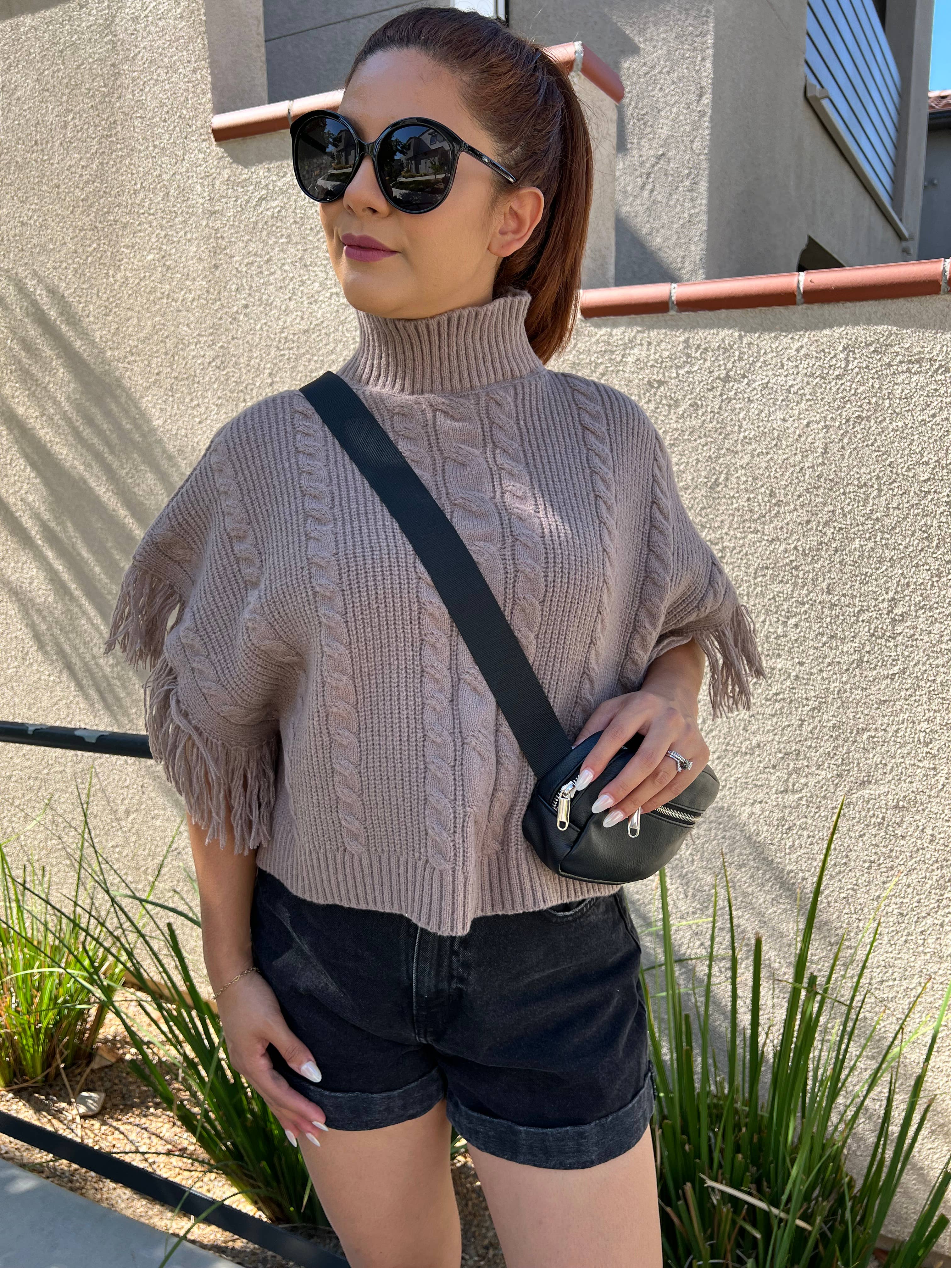 Justin & Taylor - Wholesale Poncho - Dames - Cider || Crop Top Poncho met Kwastjesrand5