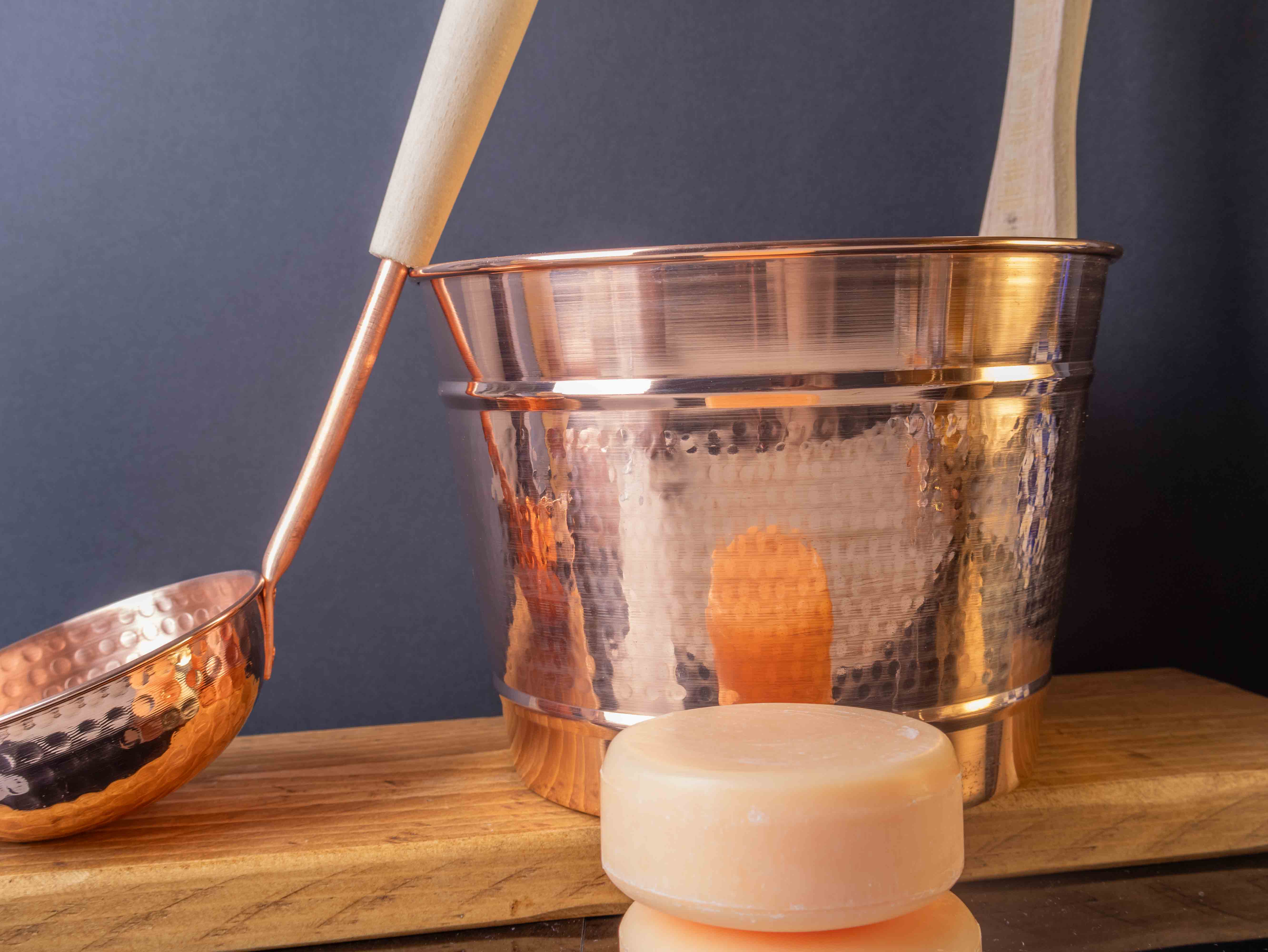 Kayrana - Venta al por mayor Cucharones - Cucharón de cobre con mango de madera1