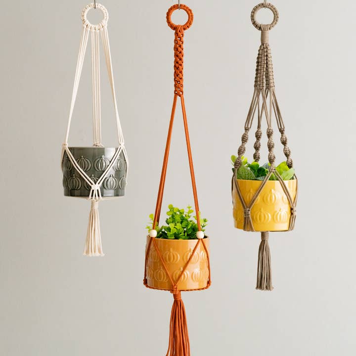 Macrame Plant Hanger I56 for wholesale by BeanDaikon