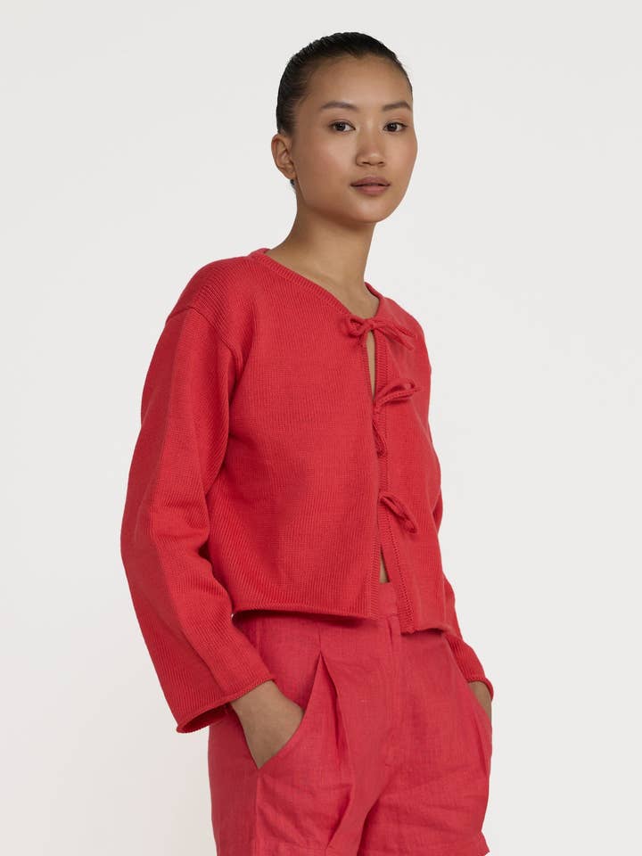 Cardigan à nouer devant - Coquelicot pour la vente par LAUDE the Label