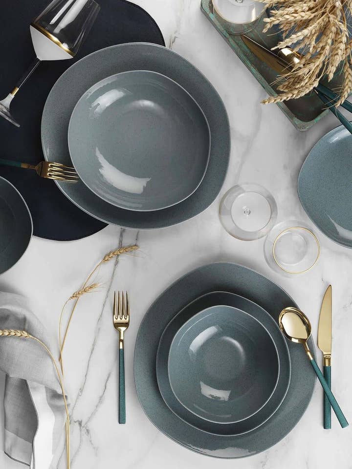 Kutahya Porcelain Soho Blue 24 Piece Dinner Set for 6 – Modern Round Blue Dinnerware for wholesale by Mita Kitchenware