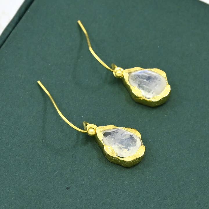 Schmuckoo Berlin - Wholesale Dangle Earrings - Kailany Earring Gold Plated - Rainbow Moonstone