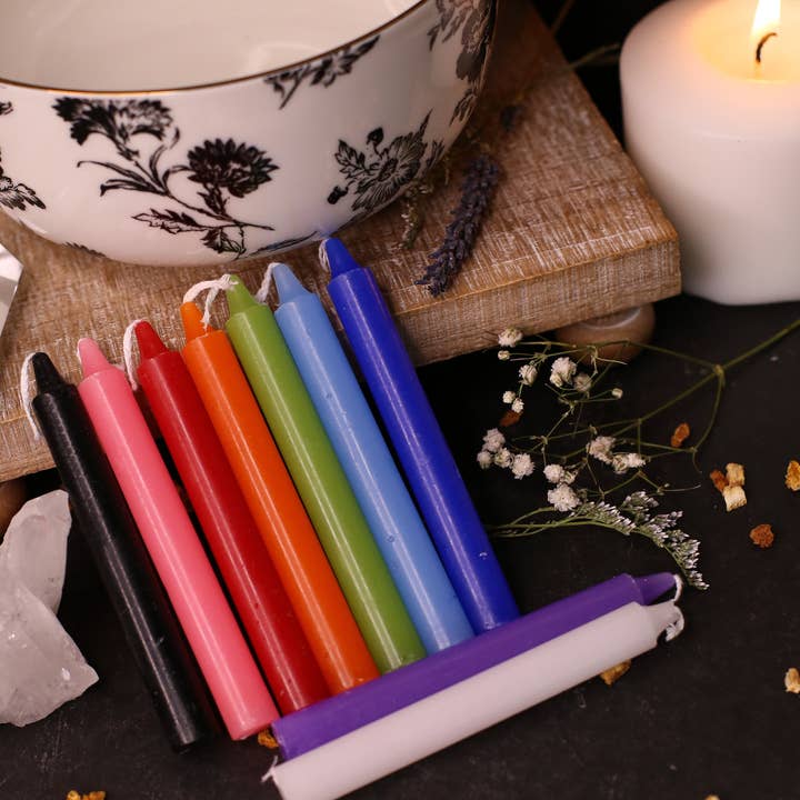 The Pleiadian Altar – Großhandel Konische Kerze/Kerzenhalter – Farbige Chime-Zauberkerzen, 10 cm1