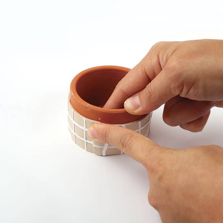 Graine Créative - Wholesale DIY Craft Kit - FIMO HOME DECO SET 3 CANDLE HOLDERS 200 x 100 x 100 mm2