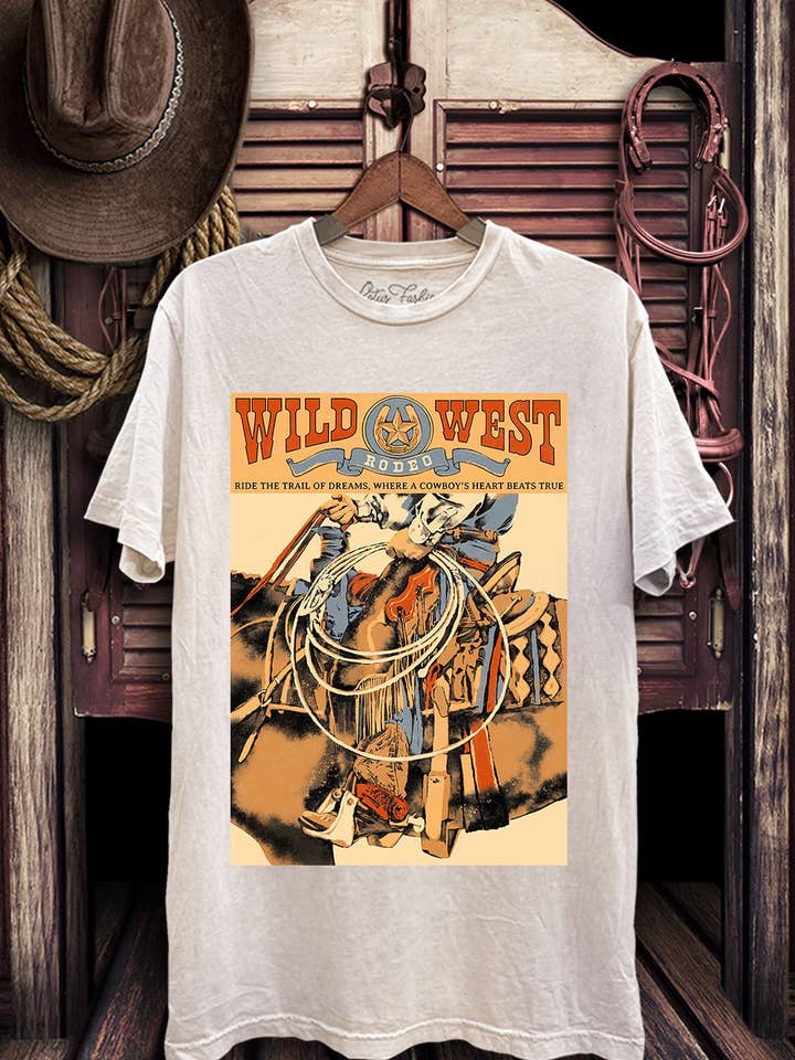 Lotus Fashion Collection - Venta al por mayor Camiseta serigrafiada - Mujer - Top estampado de los Wild West Cowboys3