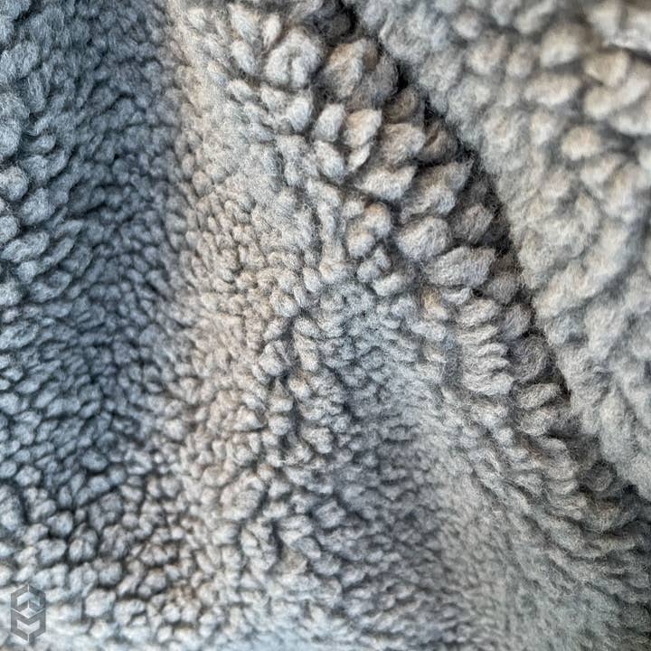 Havvic Long Sleeve Waterproof Changing Robe Black for wholesale on Faire5