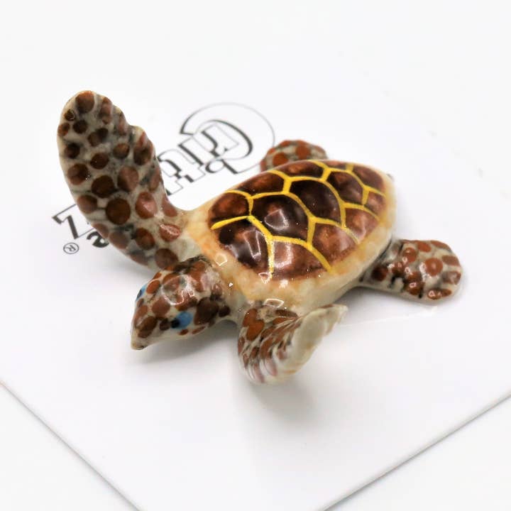 Little Critterz - Wholesale Decorative Figurine - Captain Deep Sea Turtle Porcelain Miniature