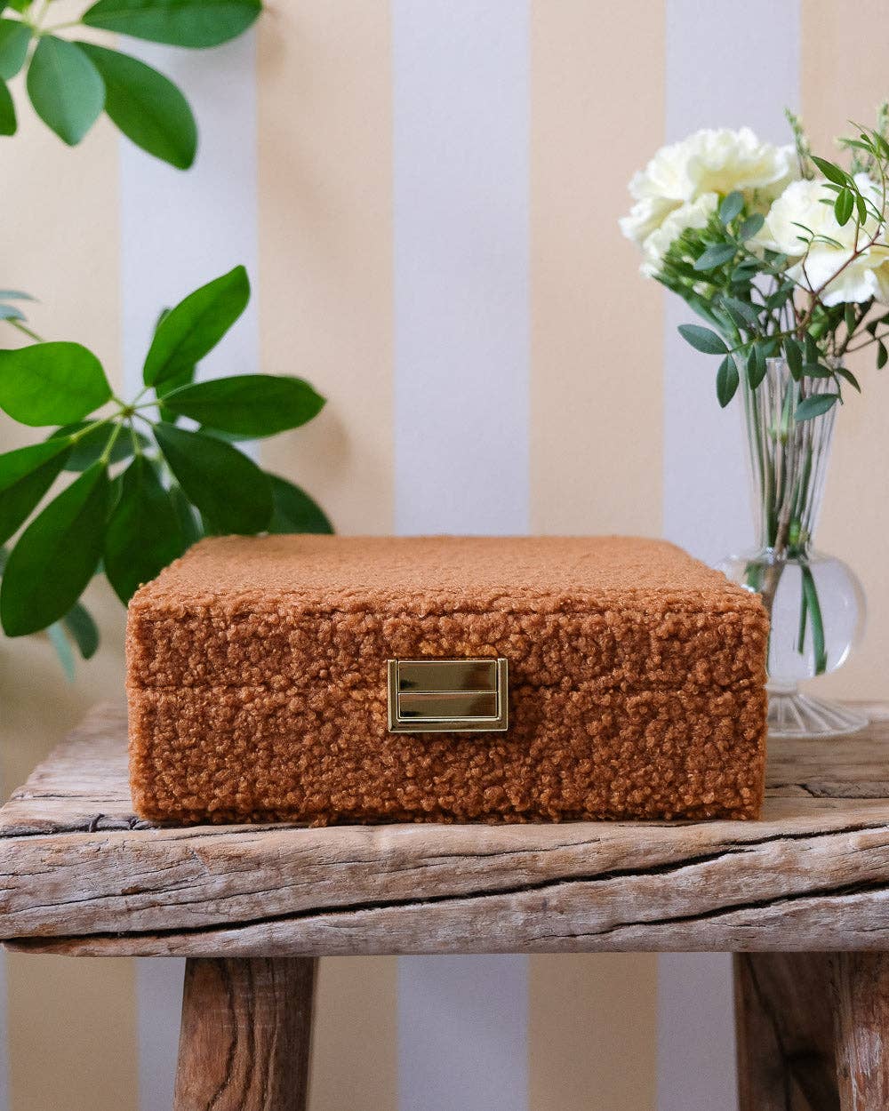 Maison Scarlett - Wholesale Jewelry Box/Organizer - Anne teddy jewelry box10