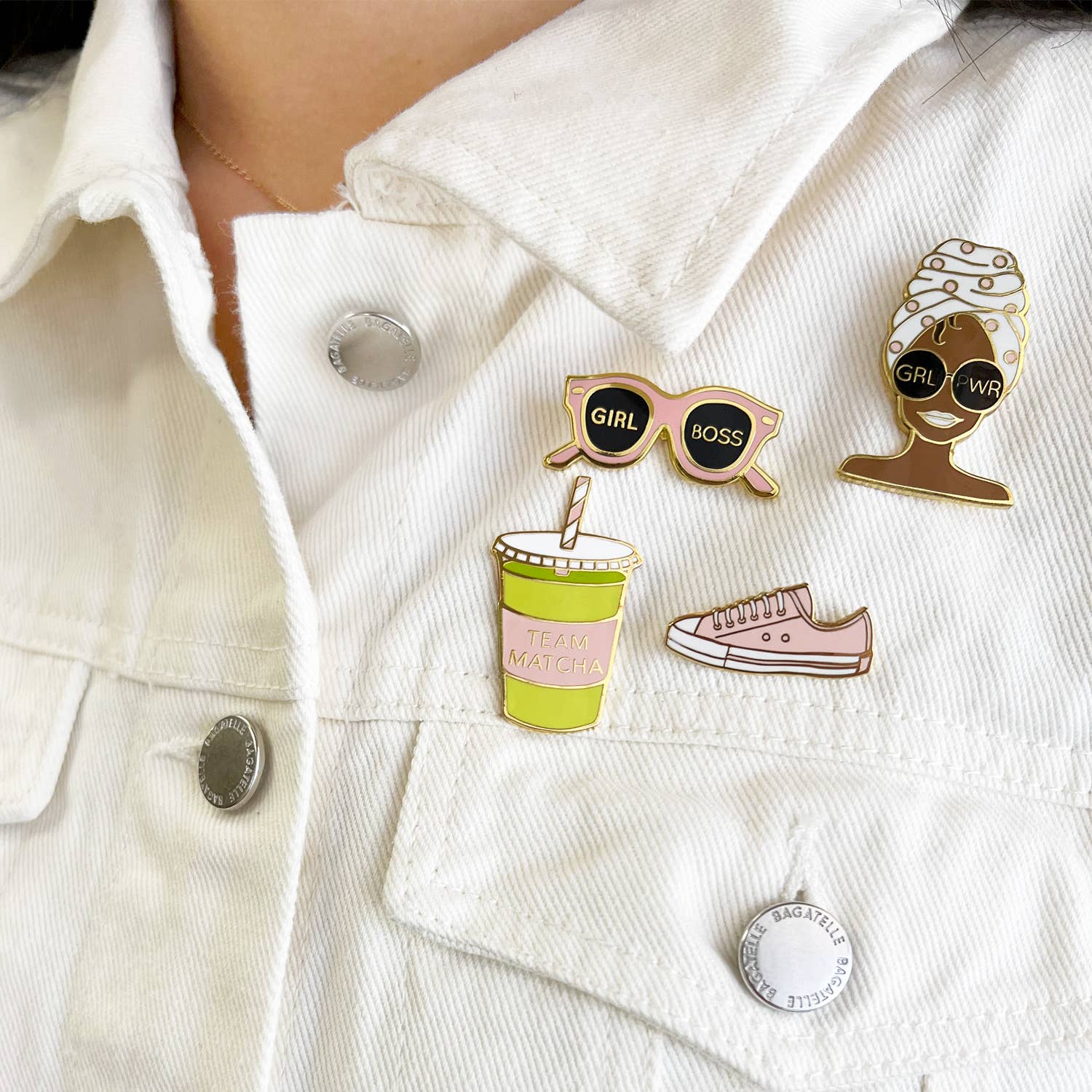 akrDesignStudio - Venta al por mayor Botón/prendedor - Pin de solapa de moda zapatilla rosa1