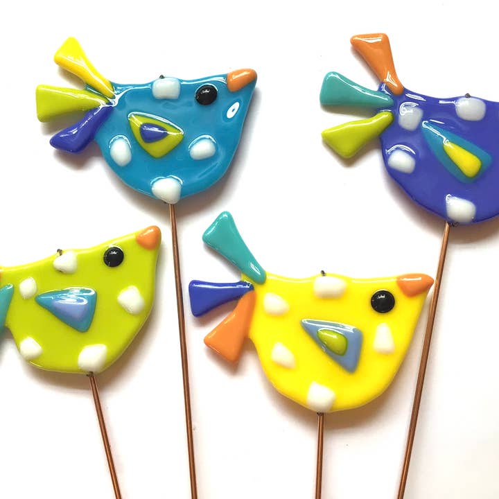 Fish Tales - Wholesale Garden/Lawn Stake - Bird plant stake fused glass1